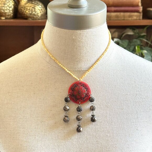 Vintage Bone & Red Medallion Choker 15.5" - Picture 1 of 10